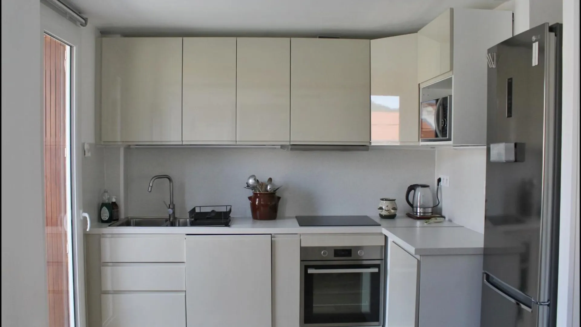 Spacious Cocoon In Six-Fours-Les-Plages Apartment