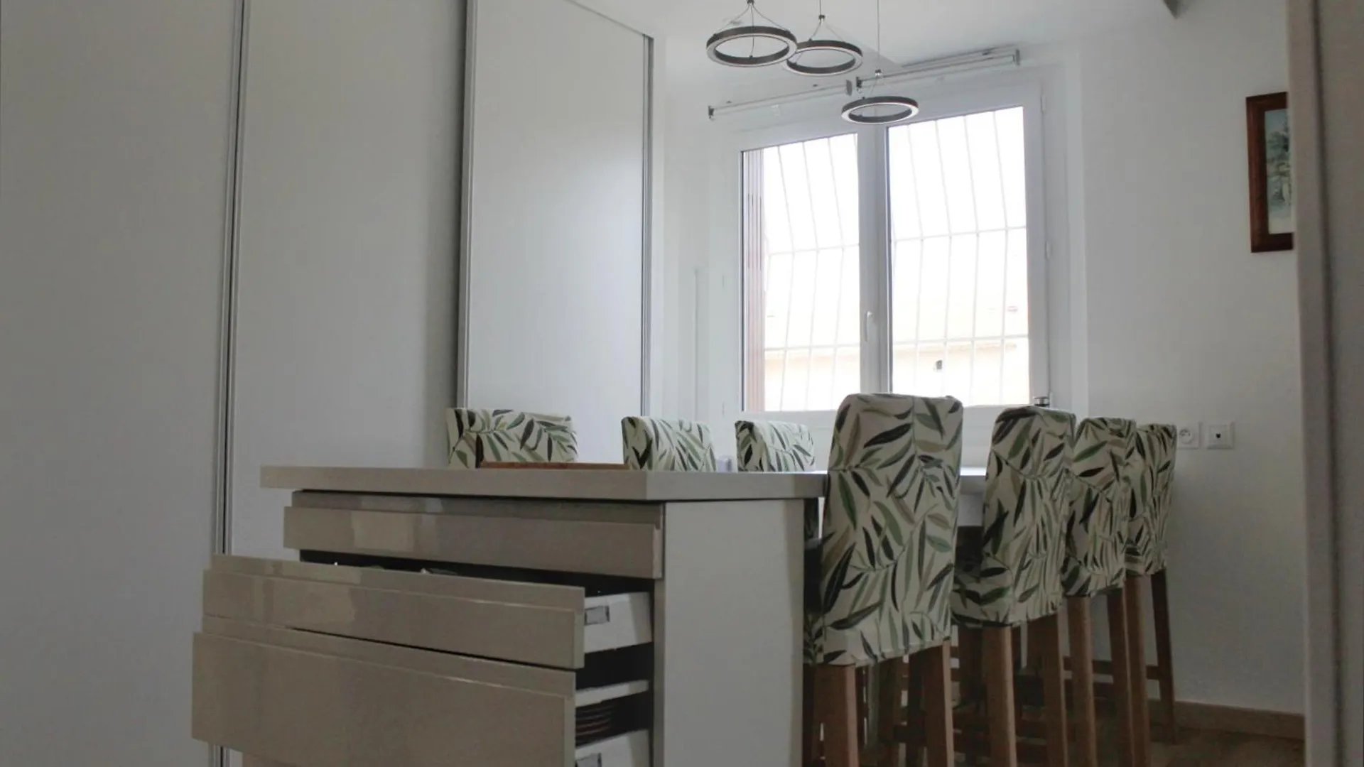 Spacious Cocoon In Six-Fours-Les-Plages Apartment